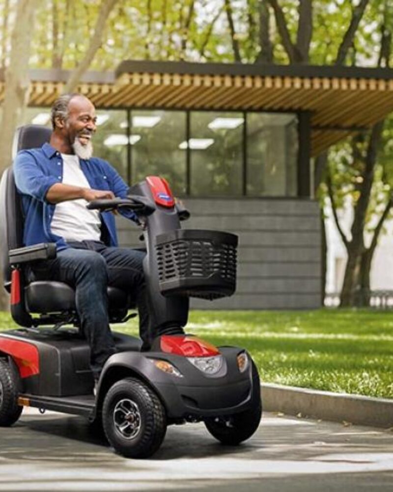 INVACARE COMET PRO MOBILITY SCOOTER