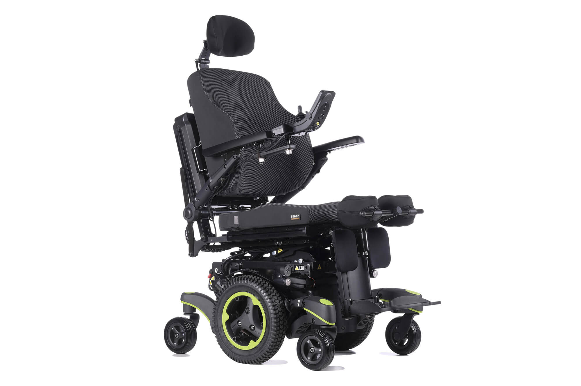 QUICKIE Q700-UP M powerchair in sitting position side view